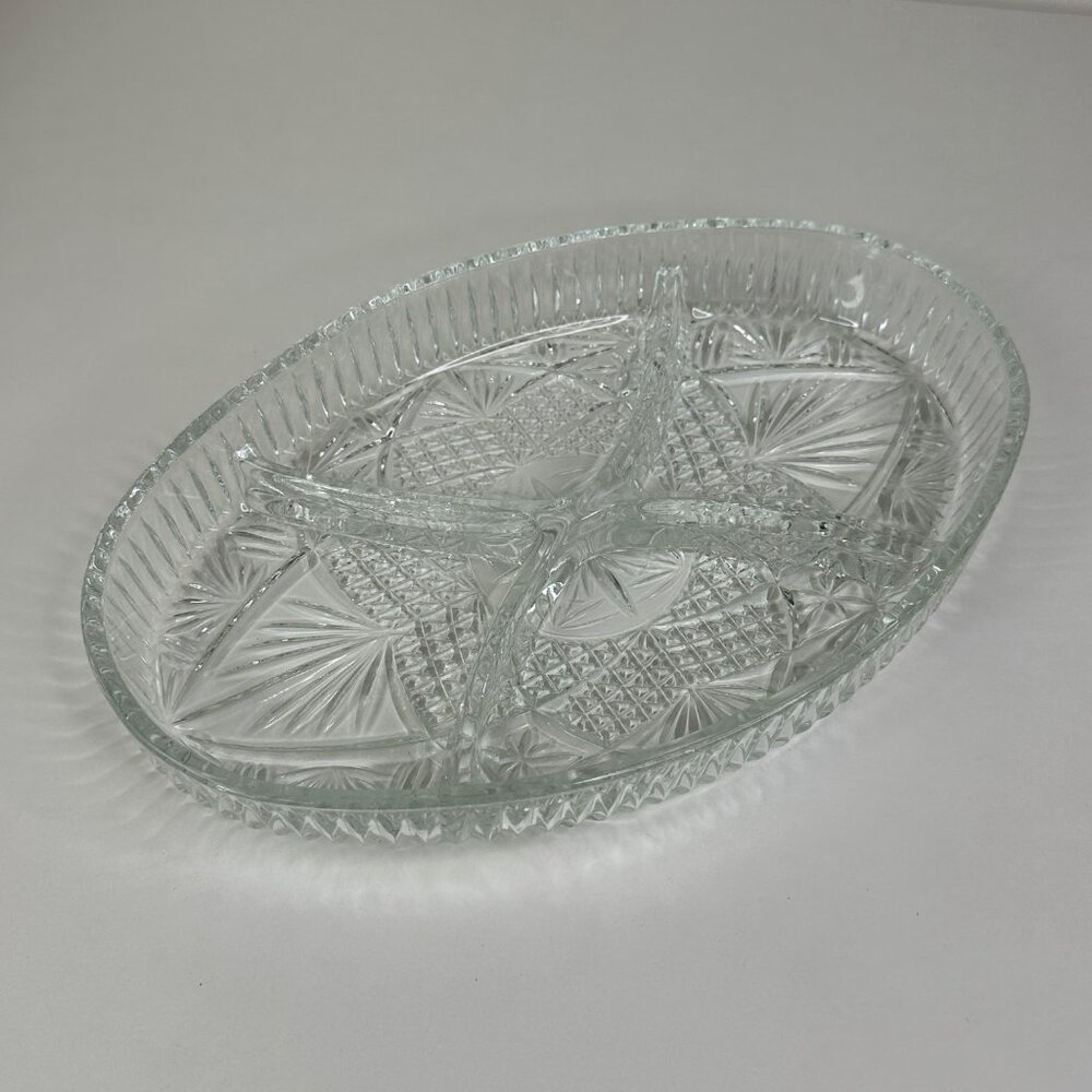 Libbey Clarion Clear Glass Divided Oval Serving Tray With Starburst Design